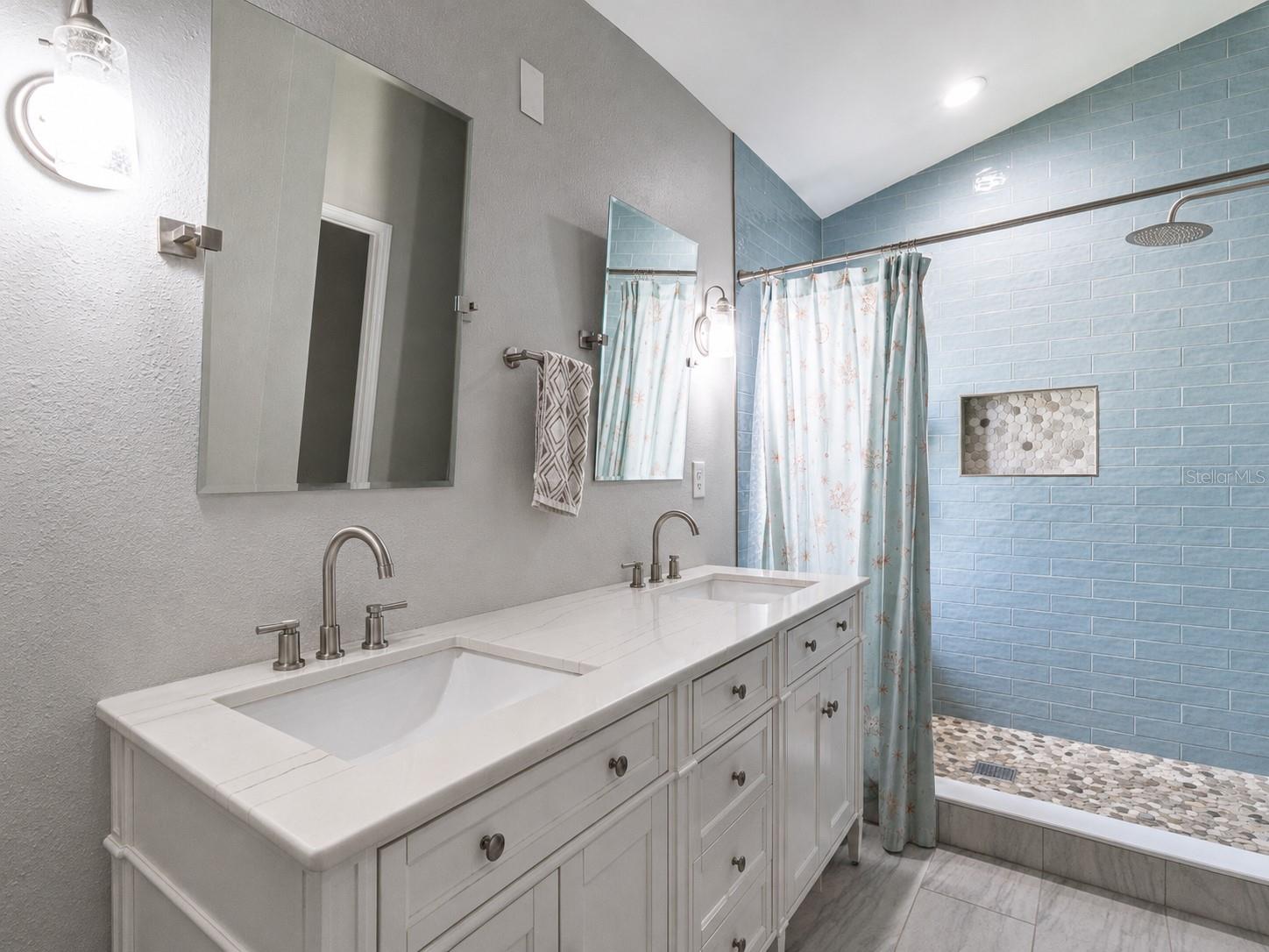 WINFIELD - Residential