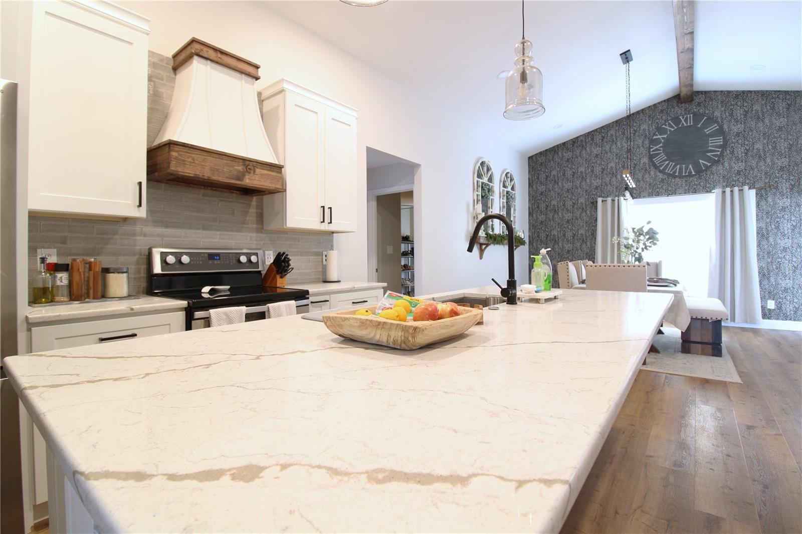 WINFIELD - Residential