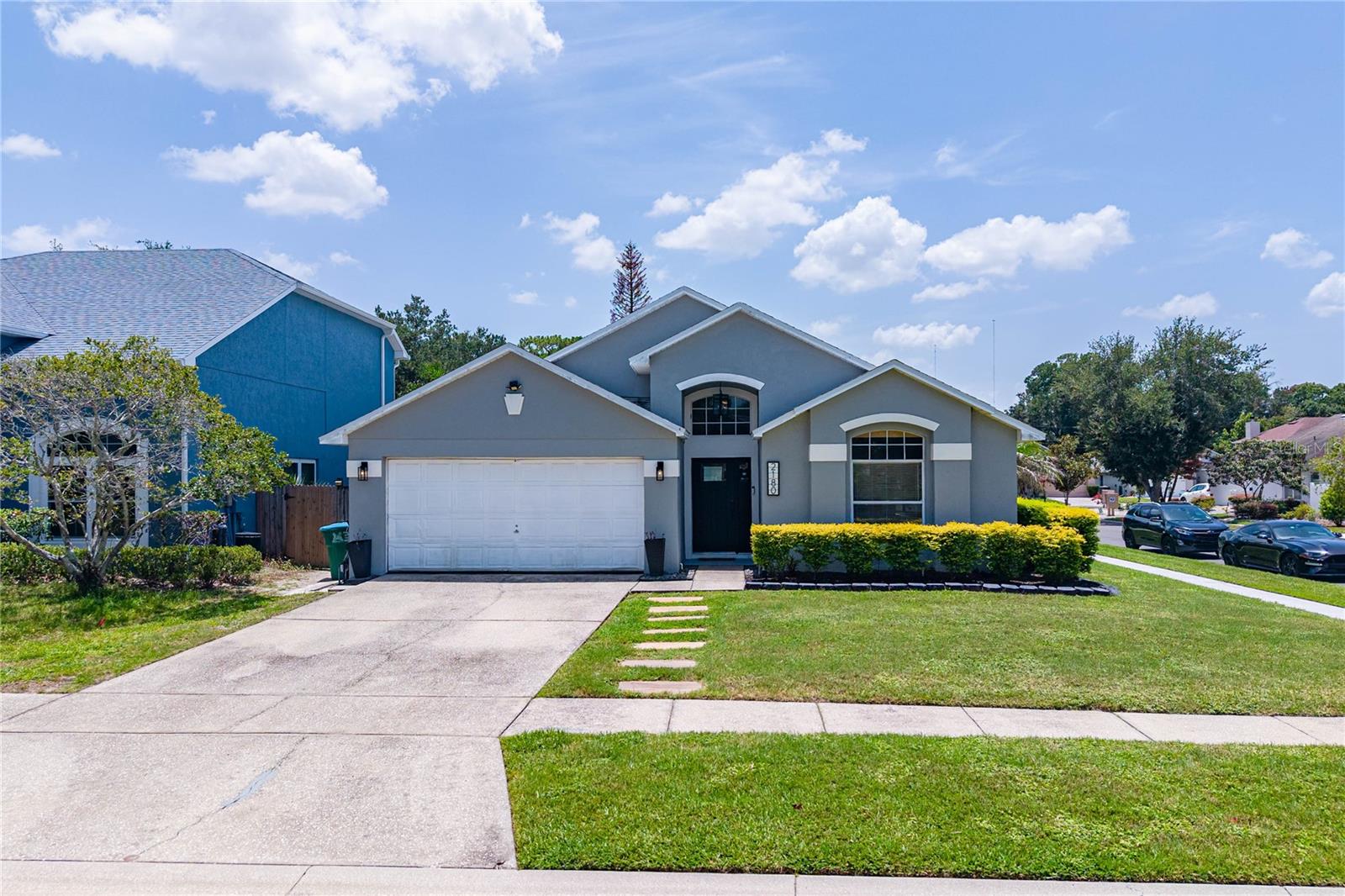 WINFIELD - Residential