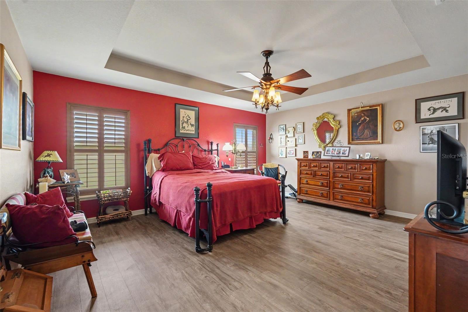 RIDGEWOOD - Residential