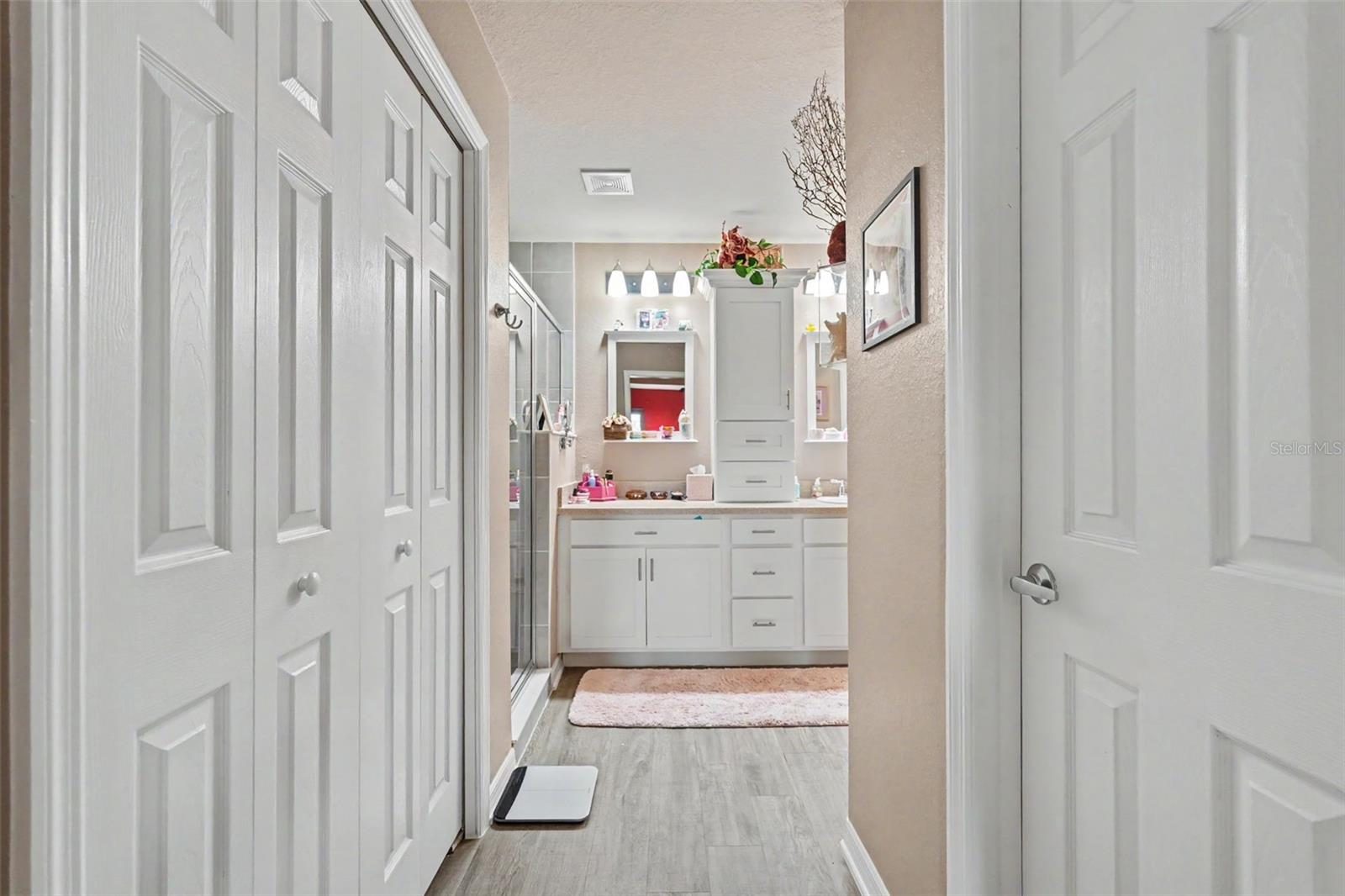 RIDGEWOOD - Residential
