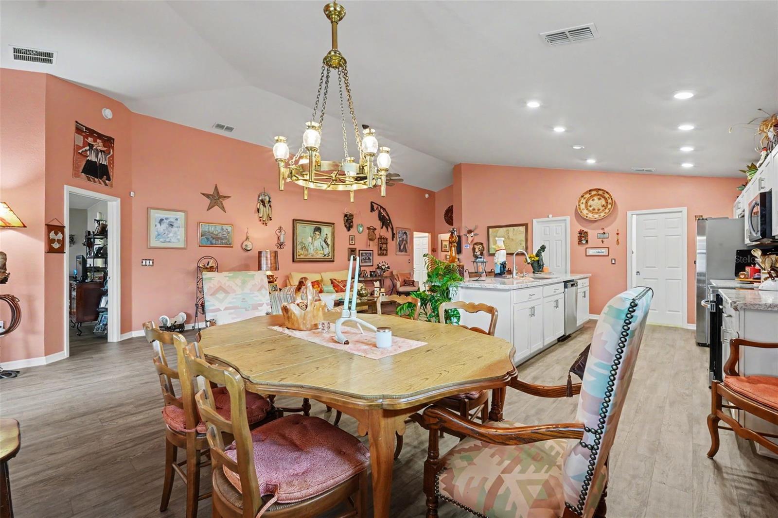 RIDGEWOOD - Residential