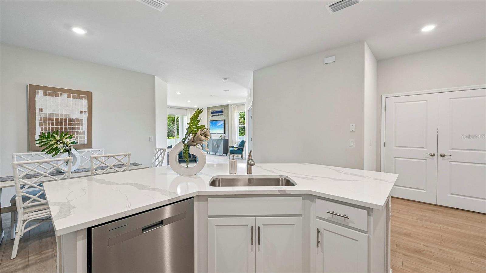 STAR FARMS AT LAKEWOOD RANCH - Residential