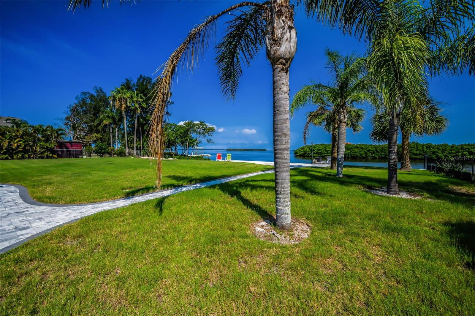 SEA BREEZE ISLAND - Residential