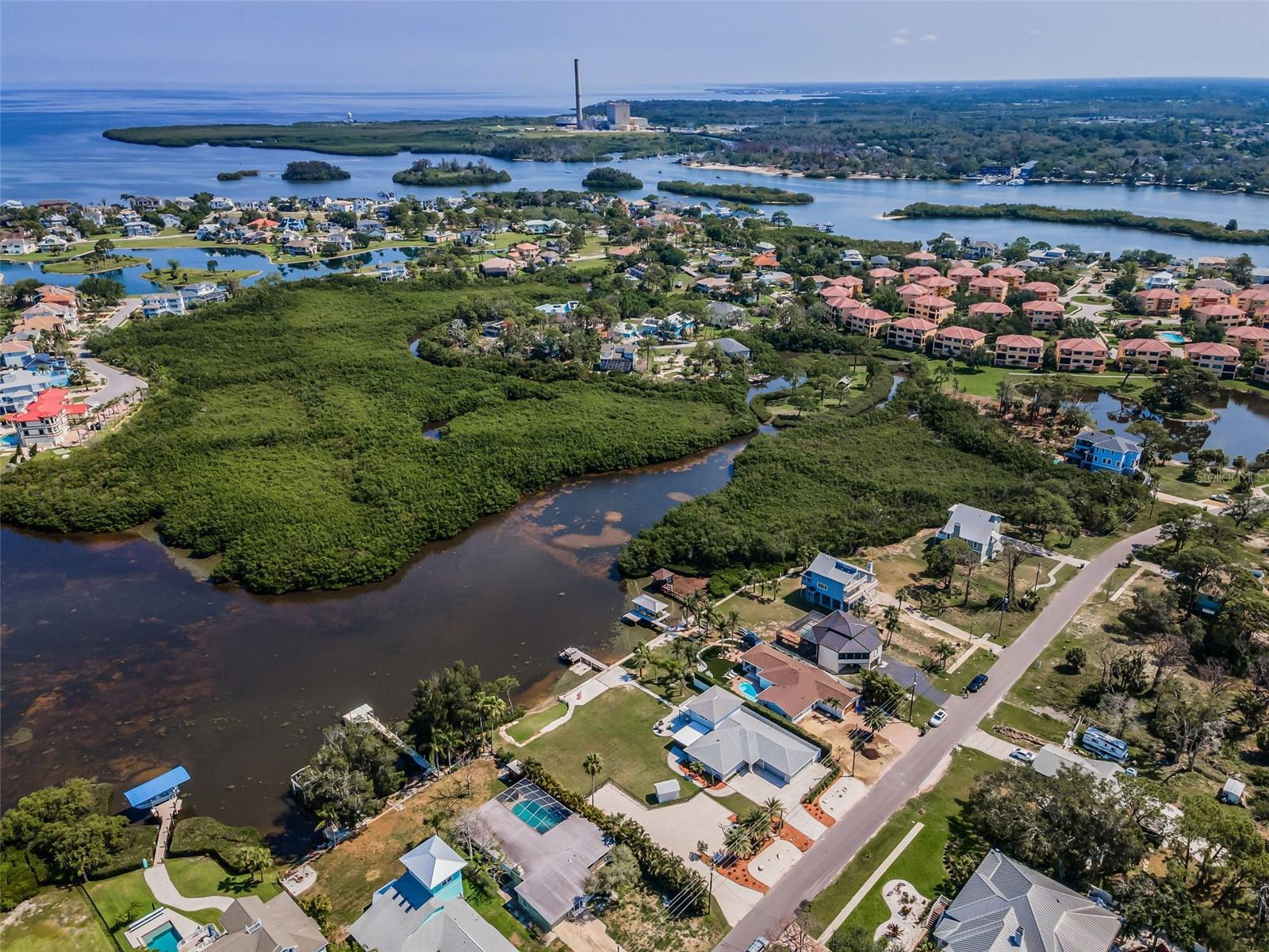SEA BREEZE ISLAND - Residential