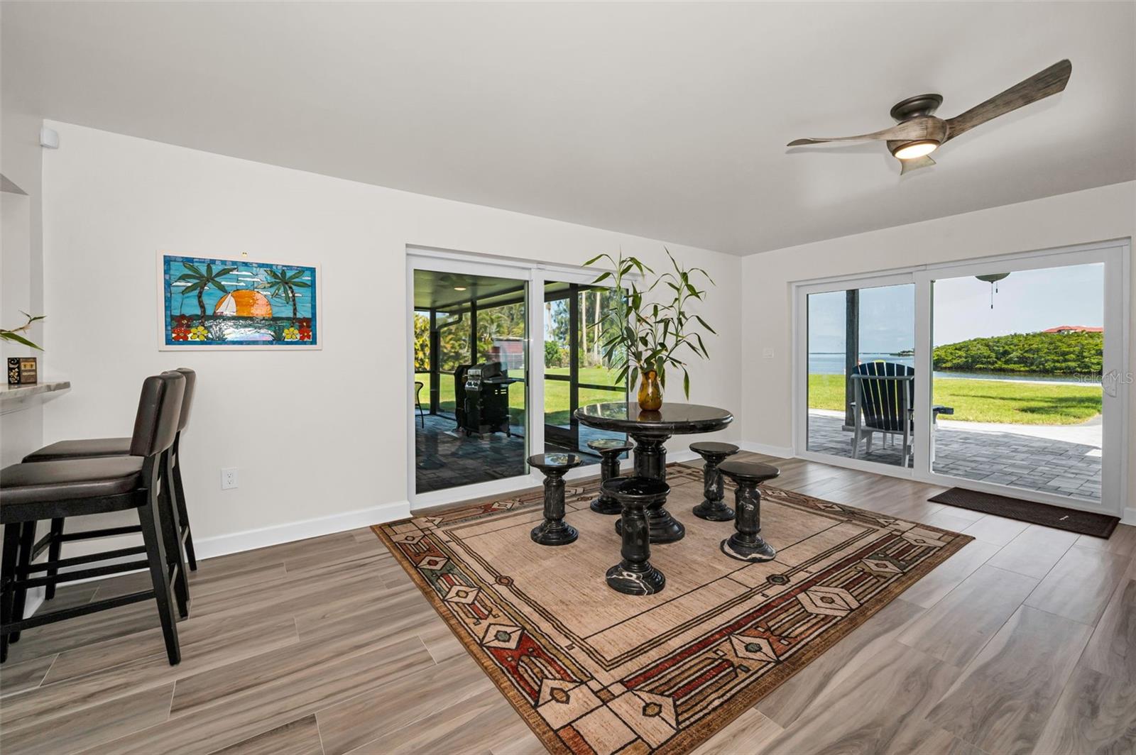 SEA BREEZE ISLAND - Residential