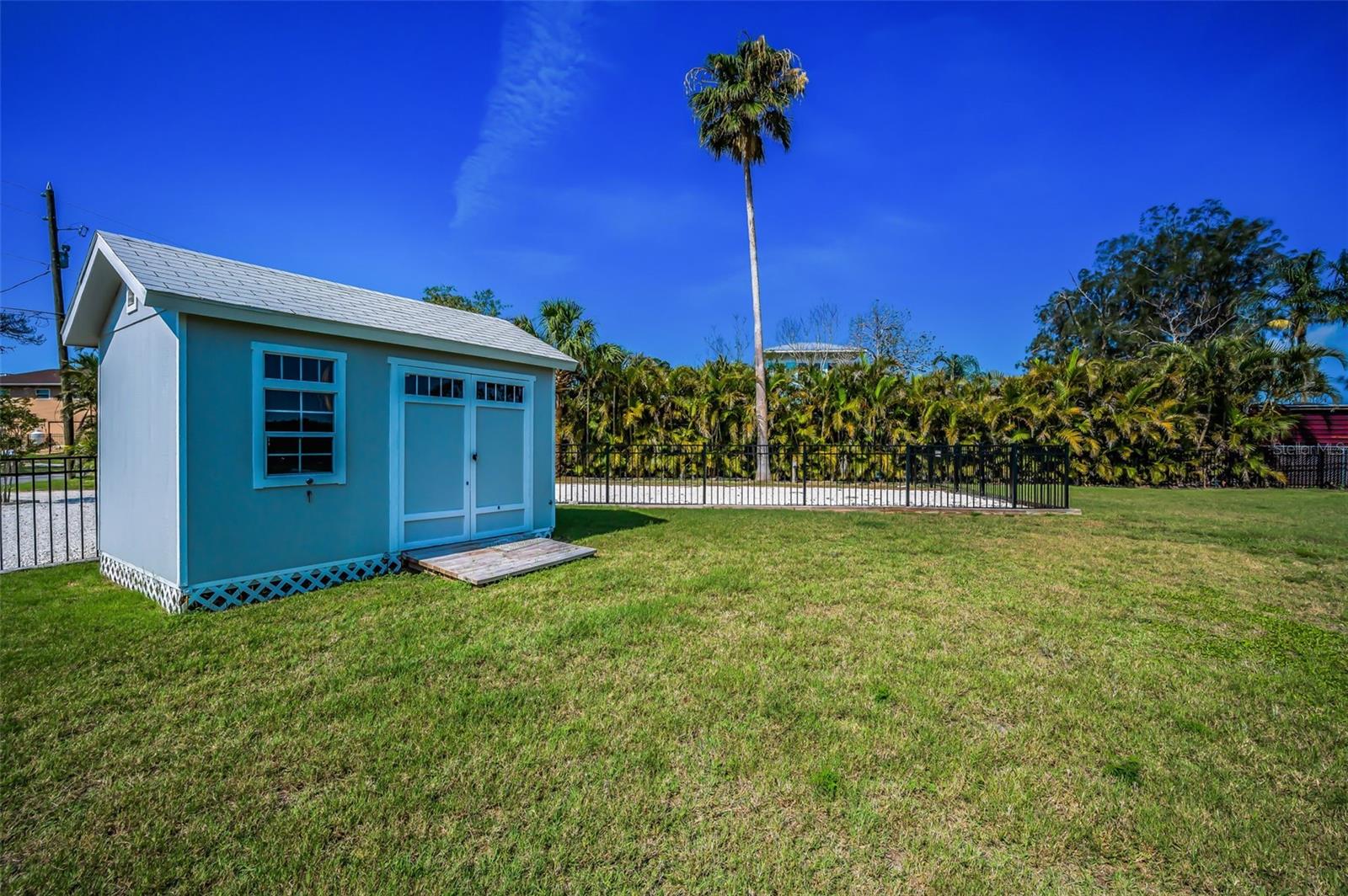 SEA BREEZE ISLAND - Residential