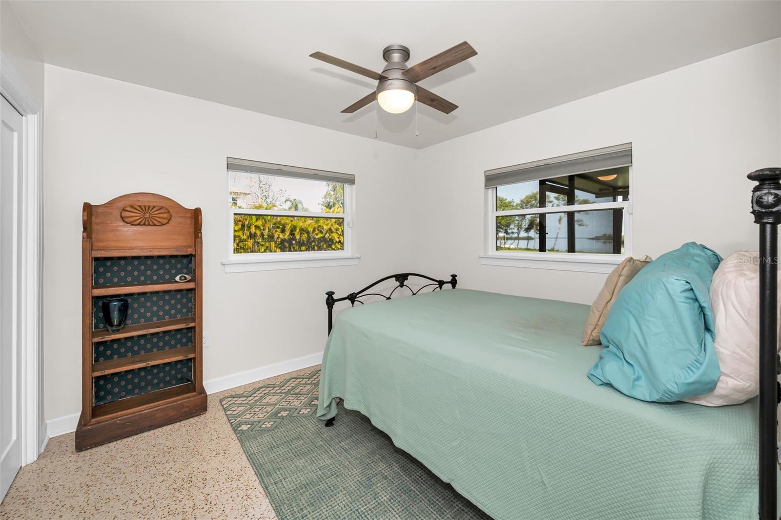 SEA BREEZE ISLAND - Residential
