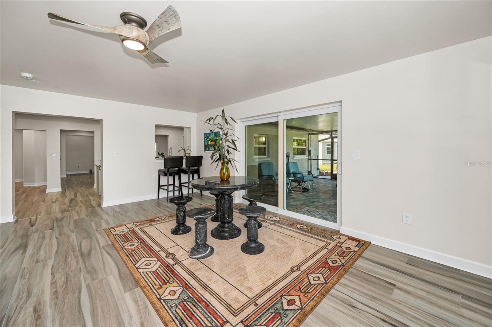 SEA BREEZE ISLAND - Residential