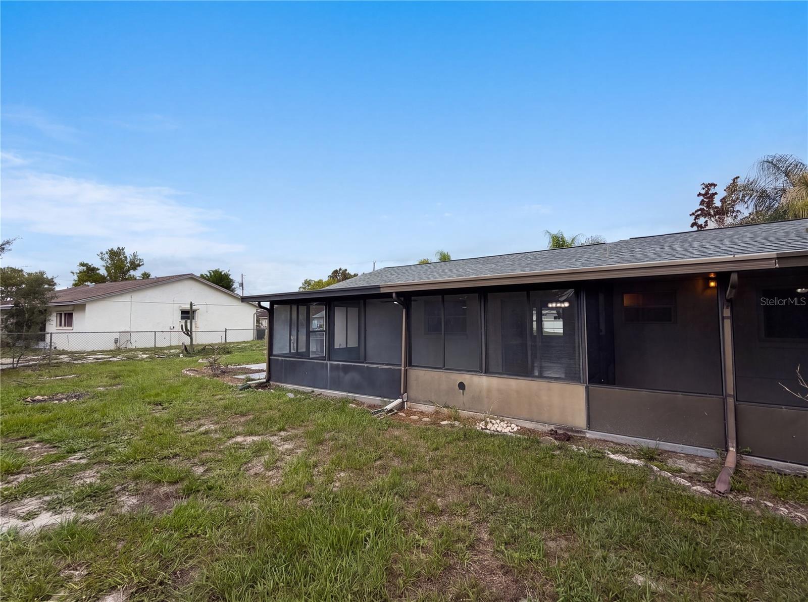 SPRING HILL - Residential