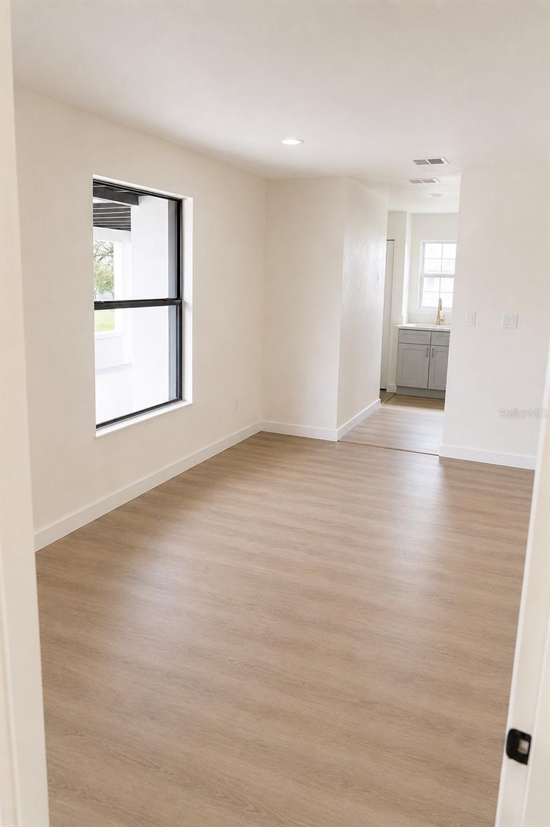 RICHMOND HEIGHTS - Residential