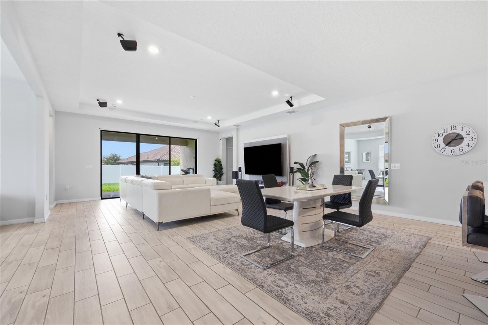 BELLALAGO PH 4K - Residential Lease