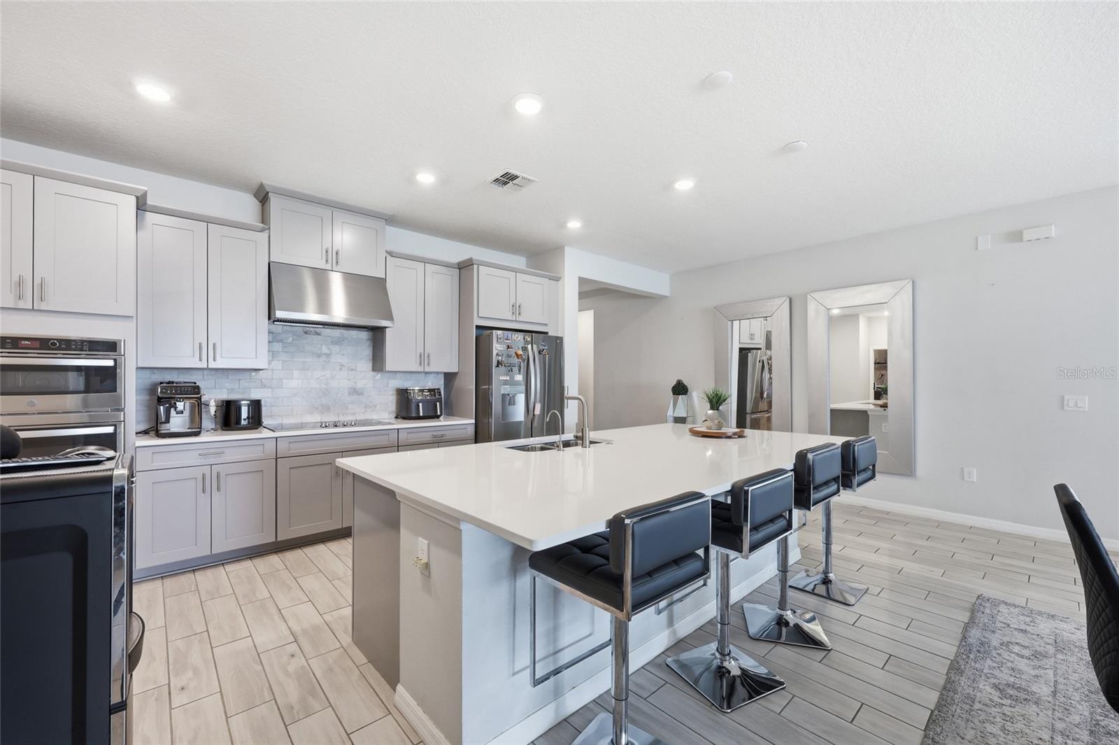 BELLALAGO PH 4K - Residential Lease