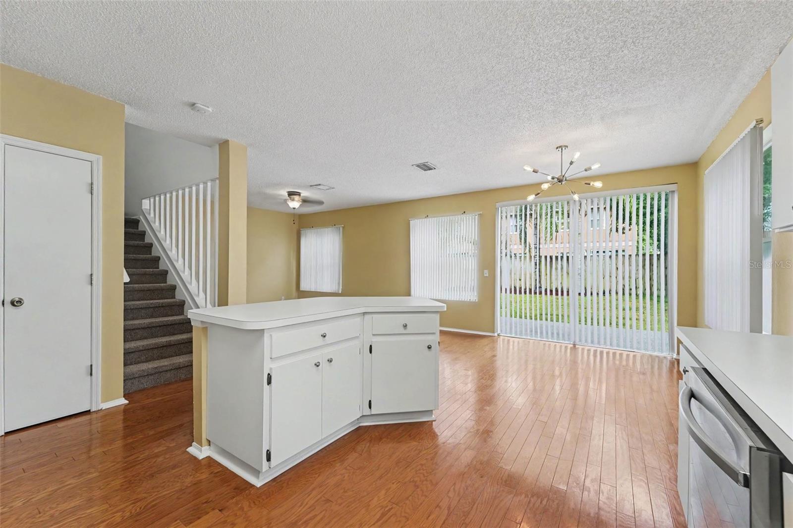 LE CLARE SHORES - Residential