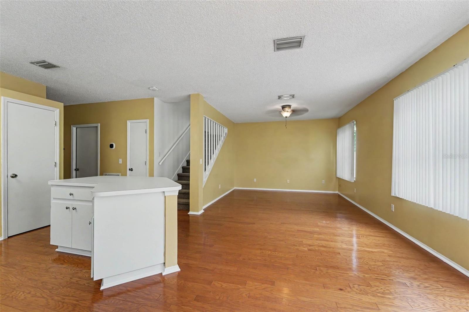 LE CLARE SHORES - Residential