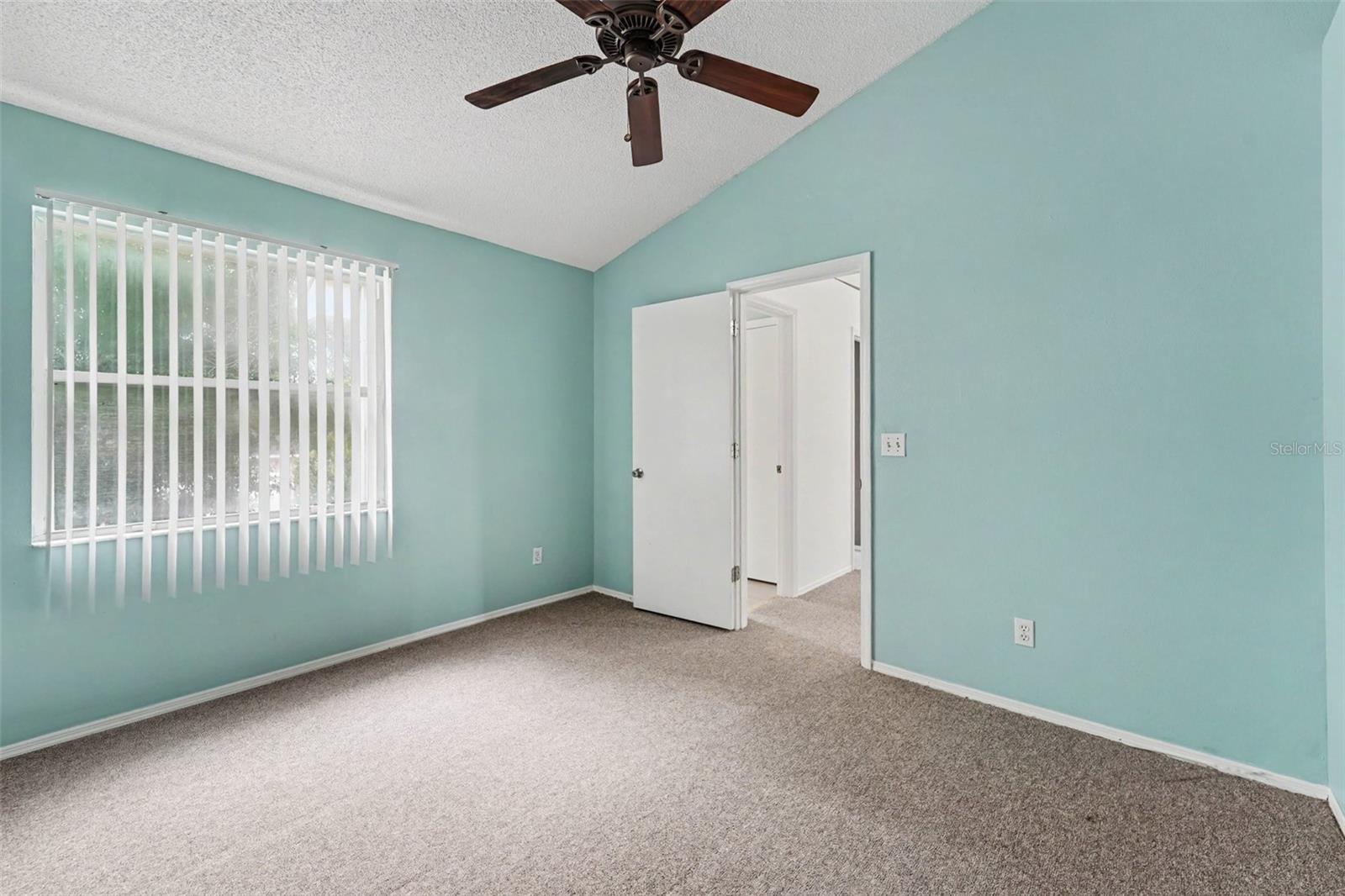 LE CLARE SHORES - Residential