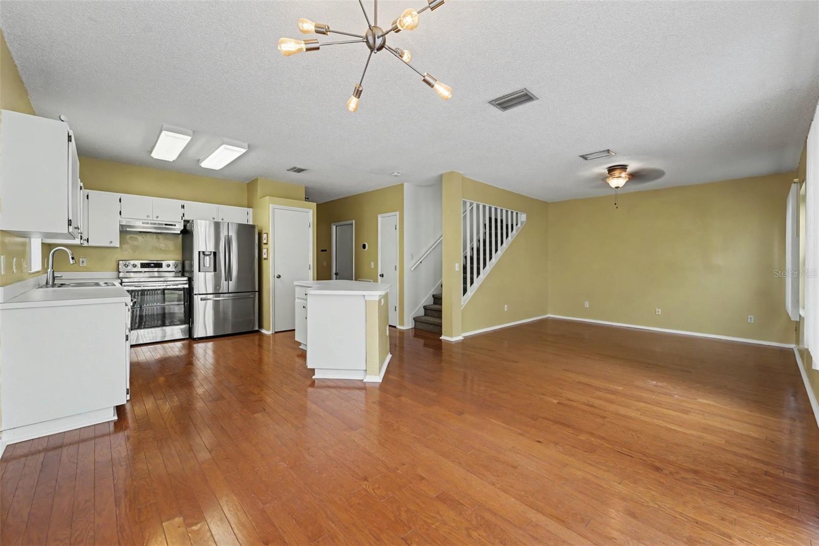 LE CLARE SHORES - Residential