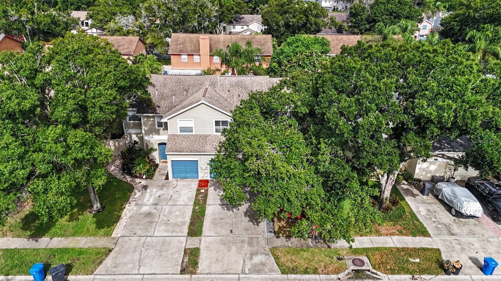 LE CLARE SHORES - Residential