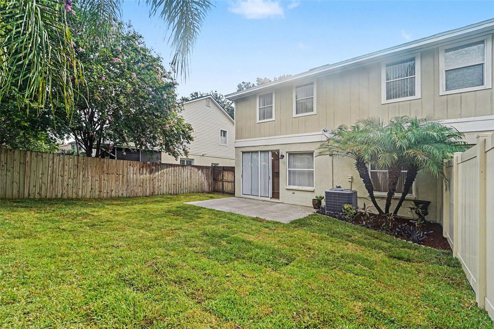 LE CLARE SHORES - Residential