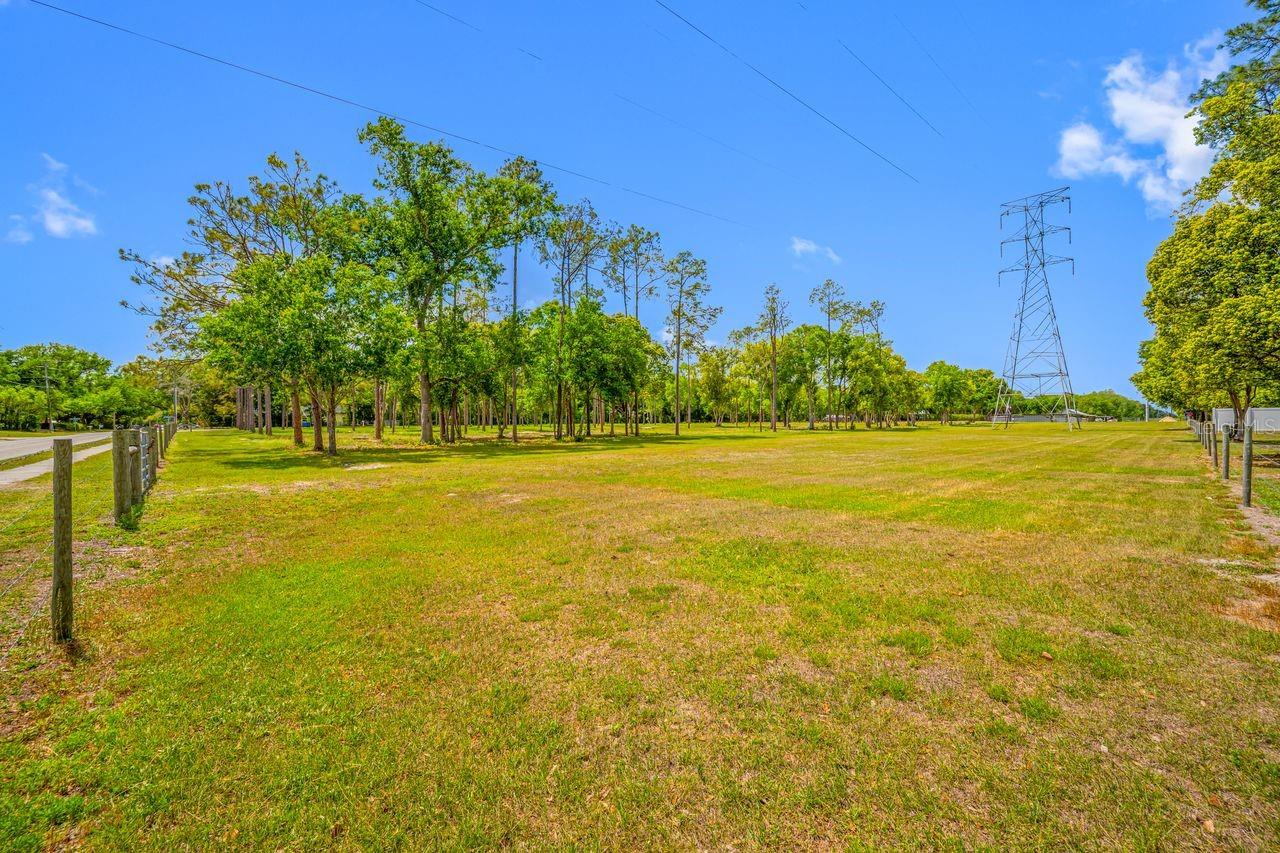 GUILLEN ESTATES LOT 5 REPLAT - Land