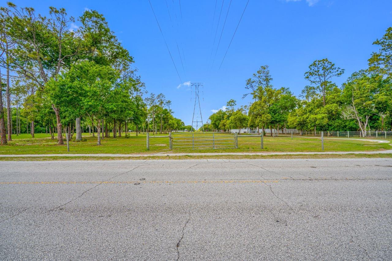 GUILLEN ESTATES LOT 5 REPLAT - Land