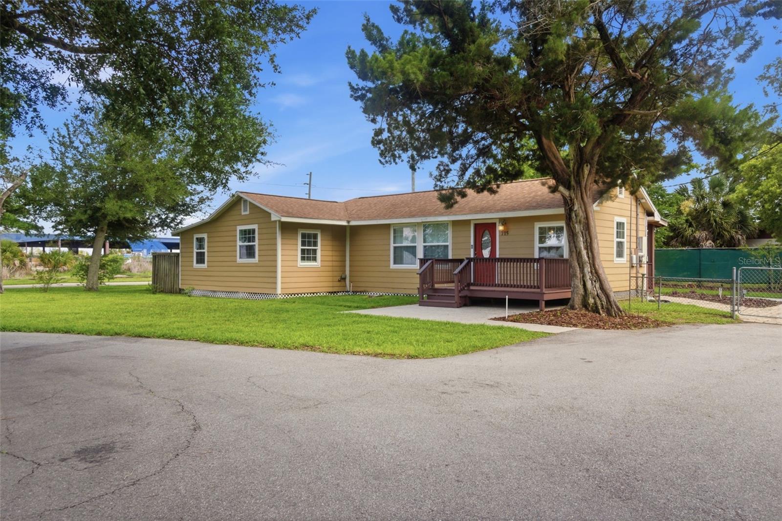 RUSSELLS ADD FORT REED - Residential