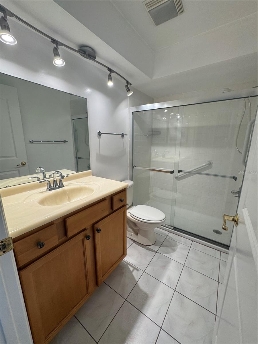 CYPRESSWOOD MEADOWS - Residential Lease