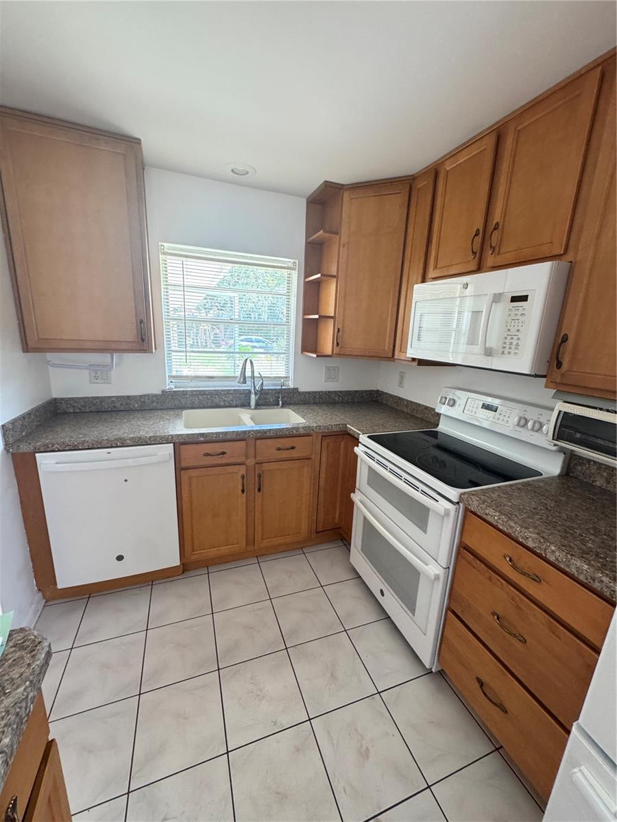 CYPRESSWOOD MEADOWS - Residential Lease