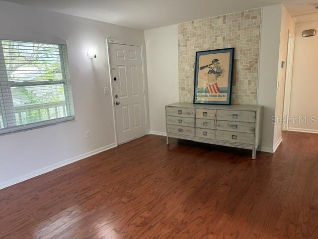 305 SOUTH WESTLAND A CONDOMINI - Residential Lease