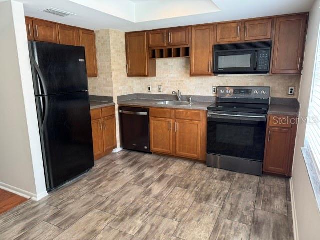 305 SOUTH WESTLAND A CONDOMINI - Residential Lease