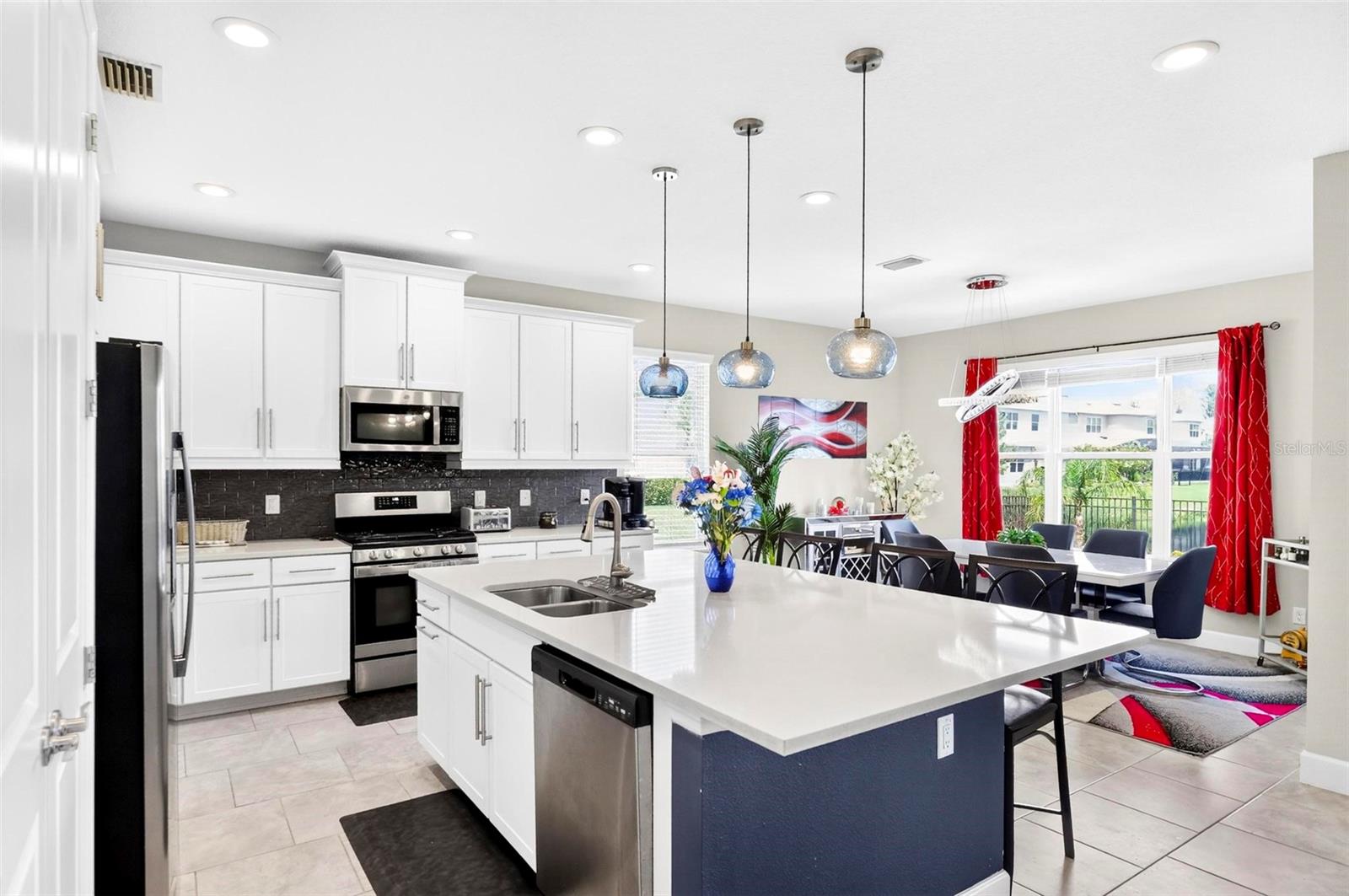 WINDING RIDGE - Residential