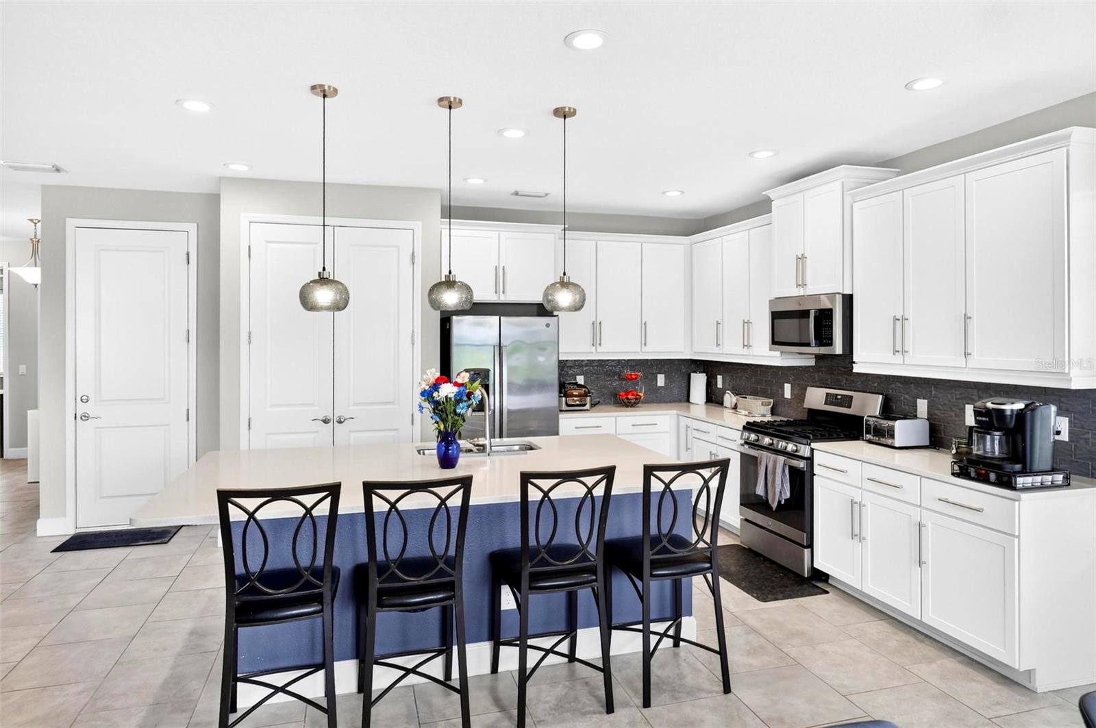 WINDING RIDGE - Residential