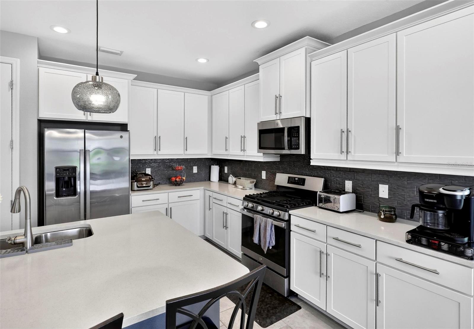 WINDING RIDGE - Residential