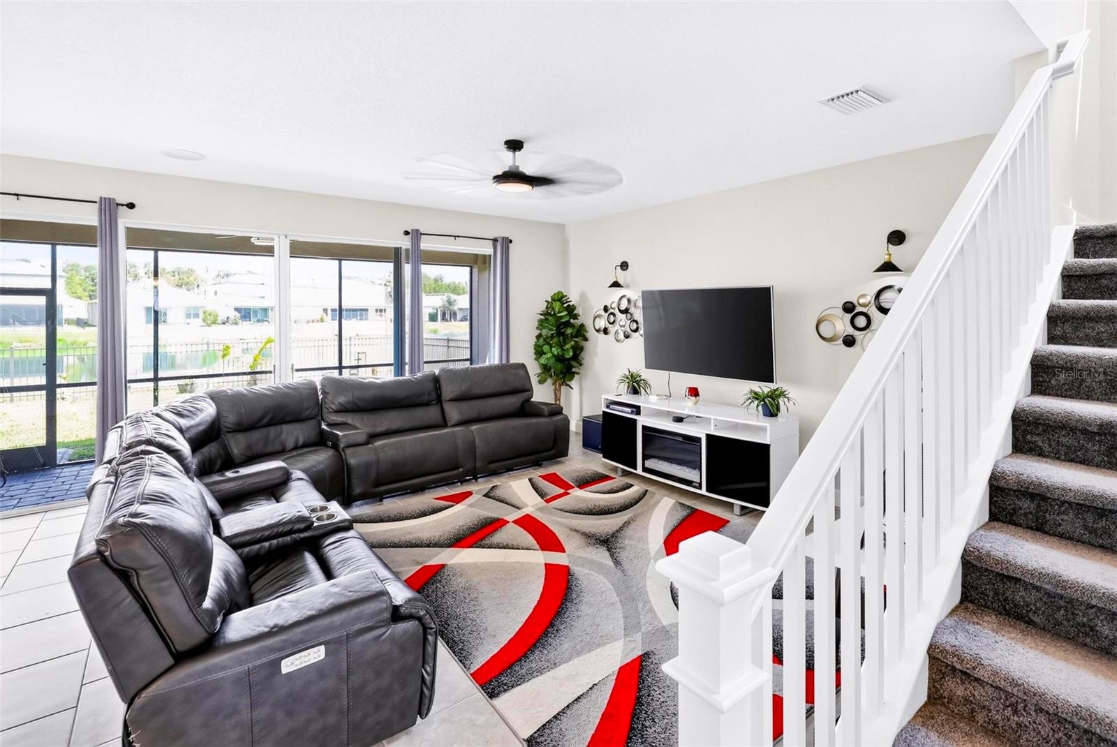 WINDING RIDGE - Residential