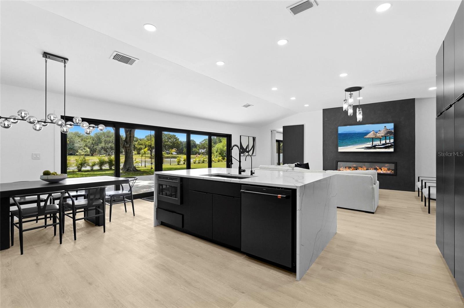 MILL CREEK PH I - Residential