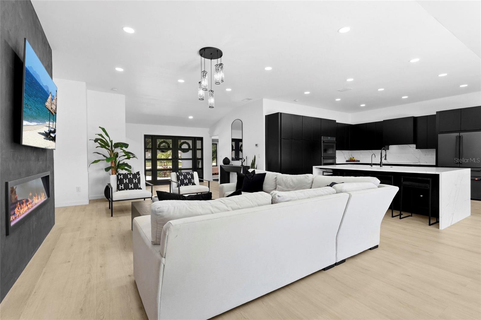MILL CREEK PH I - Residential
