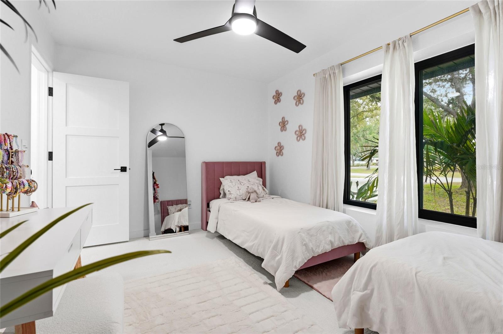 MILL CREEK PH I - Residential