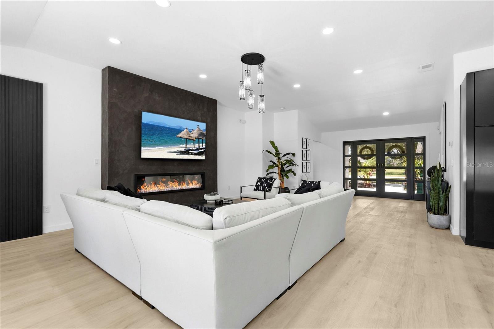 MILL CREEK PH I - Residential