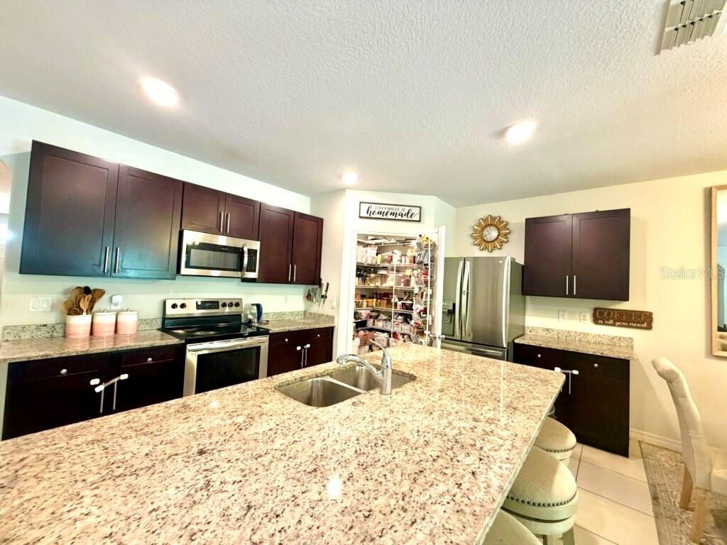 TANGLEWOOD PRESERVE PR-1 - Residential Lease