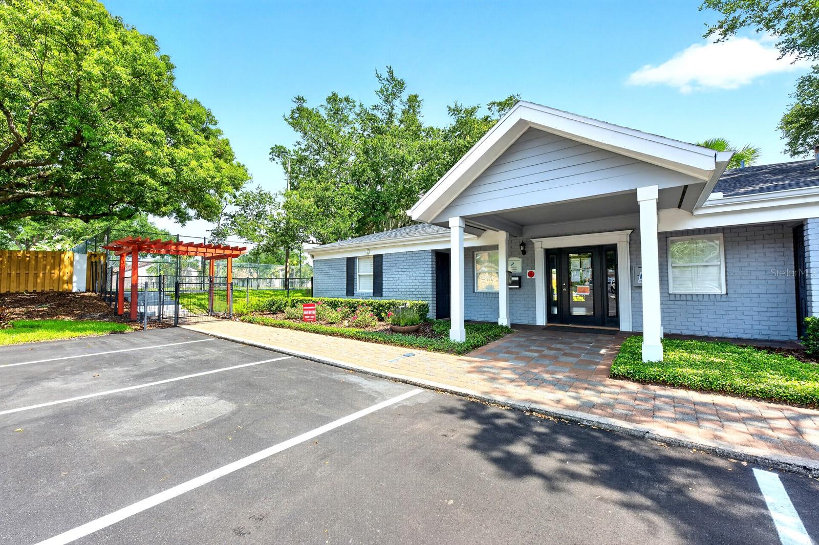 STRATFORD A WINTER PARK CONDO - Residential