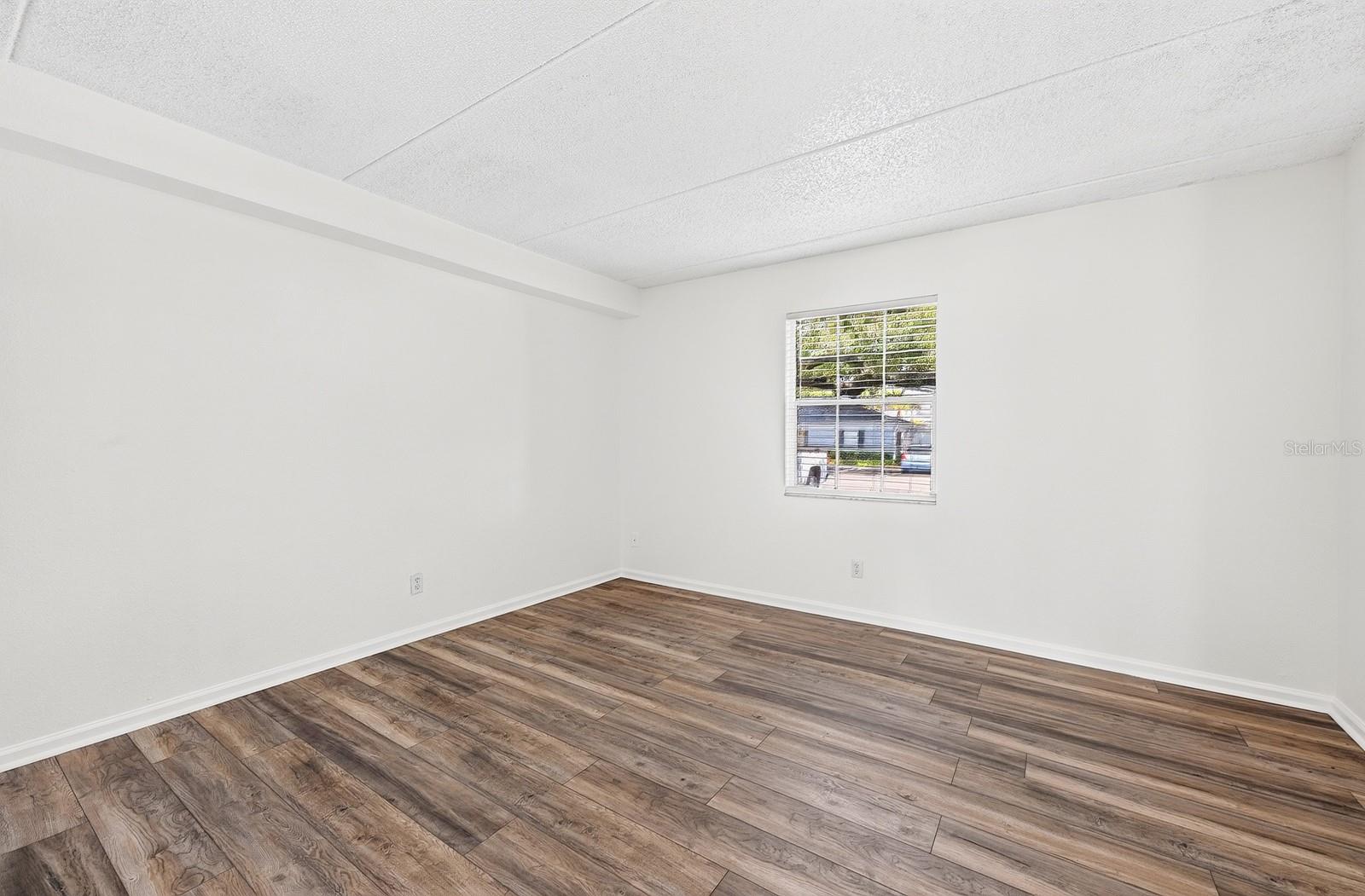 STRATFORD A WINTER PARK CONDO - Residential