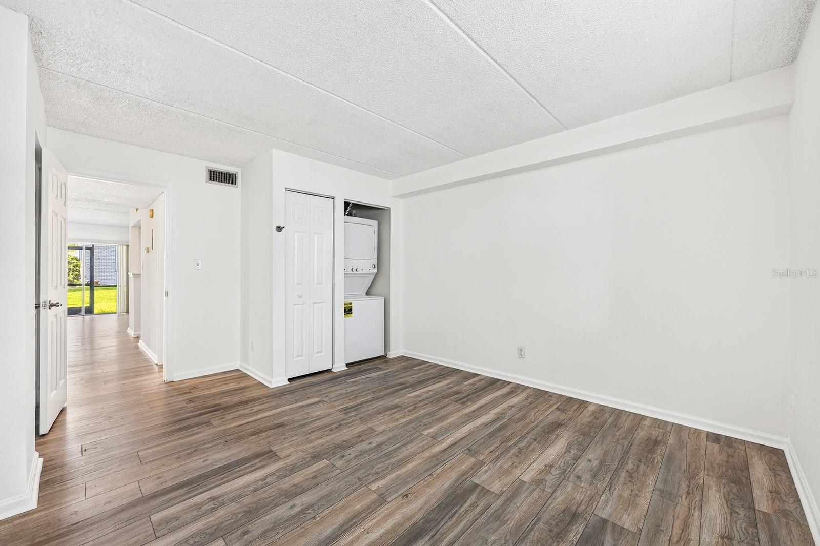 STRATFORD A WINTER PARK CONDO - Residential