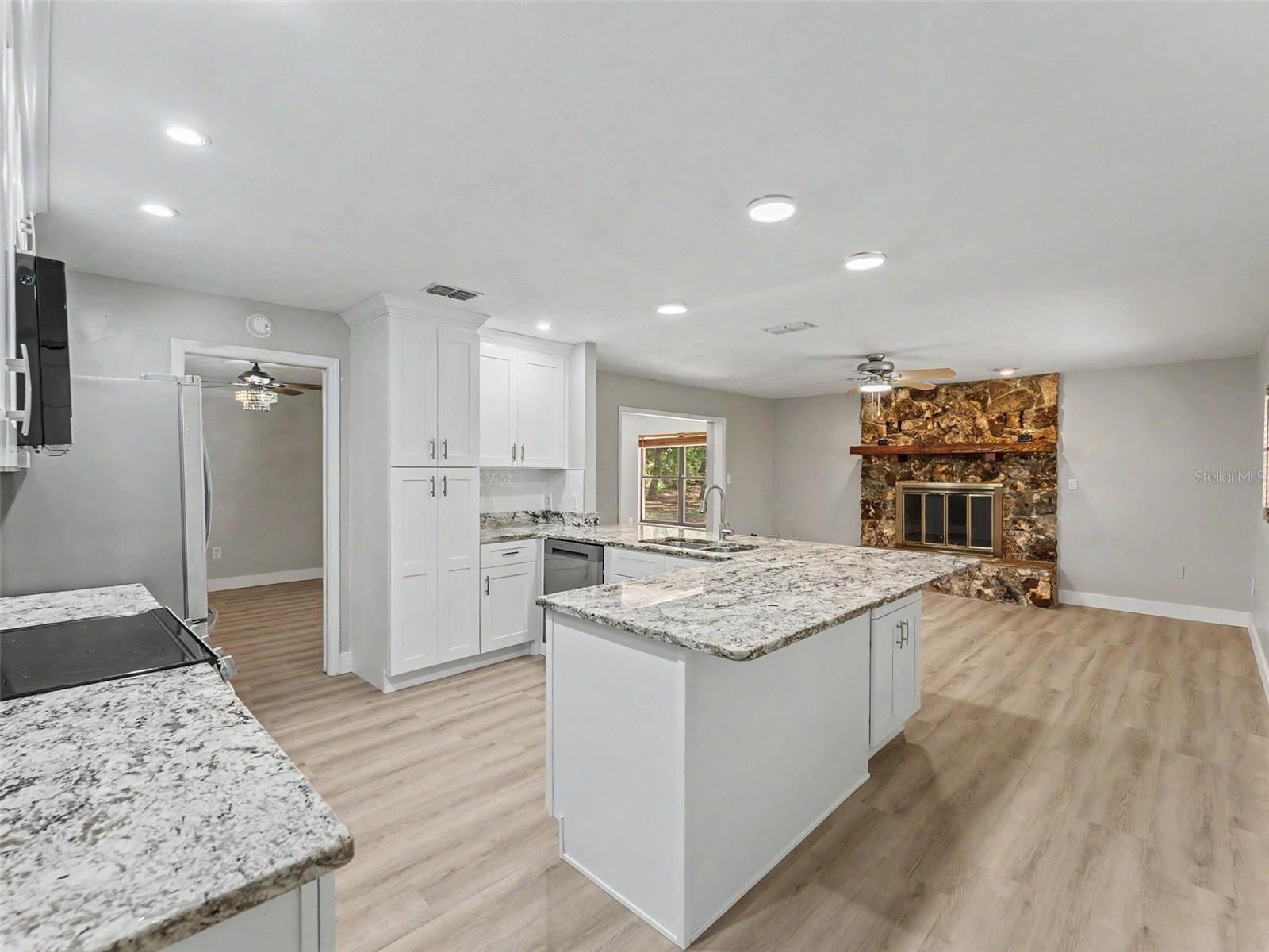 CITRUS HILLS 1ST ADD - Residential