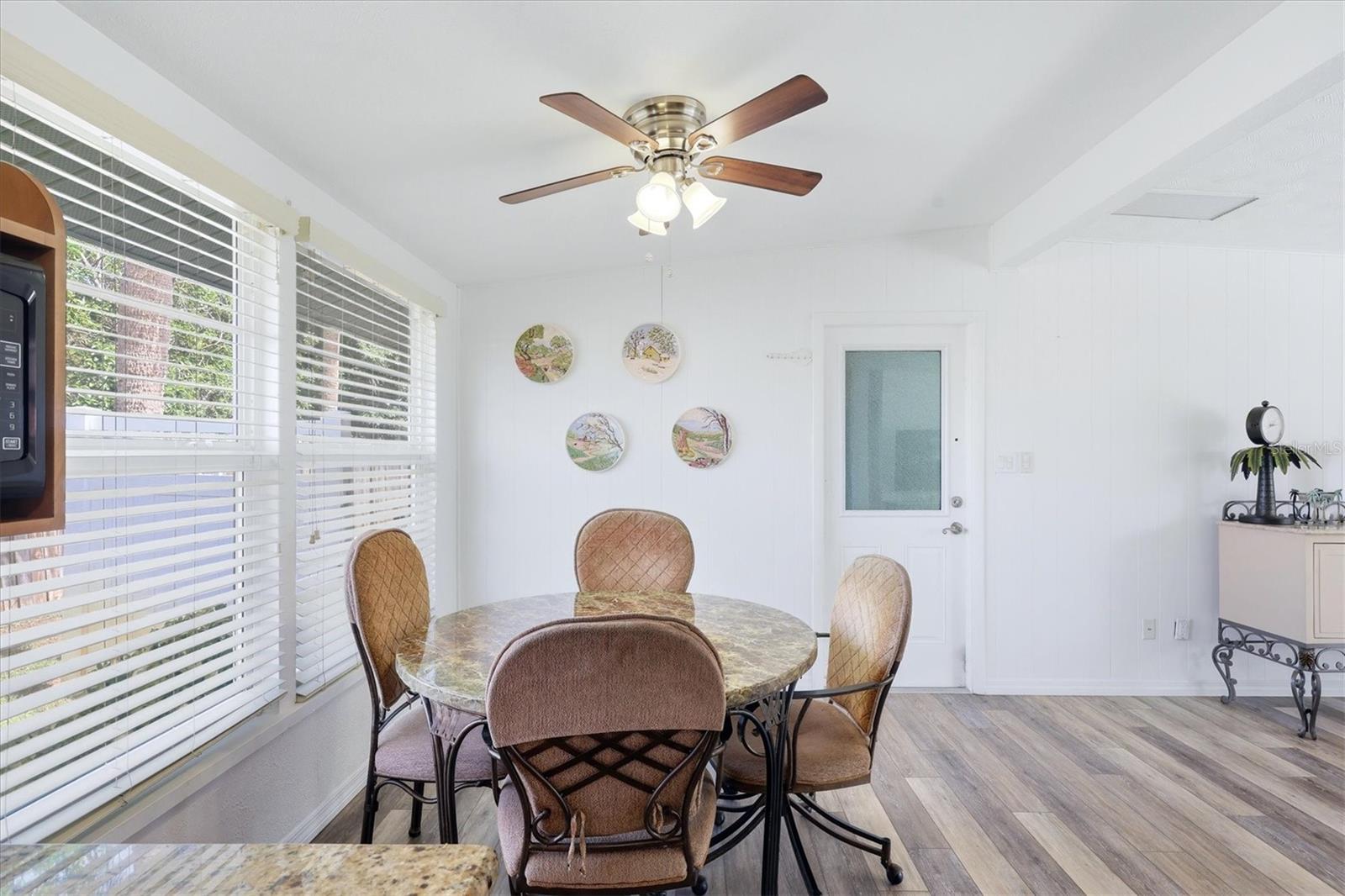 HORTON ESTATES THE - Residential