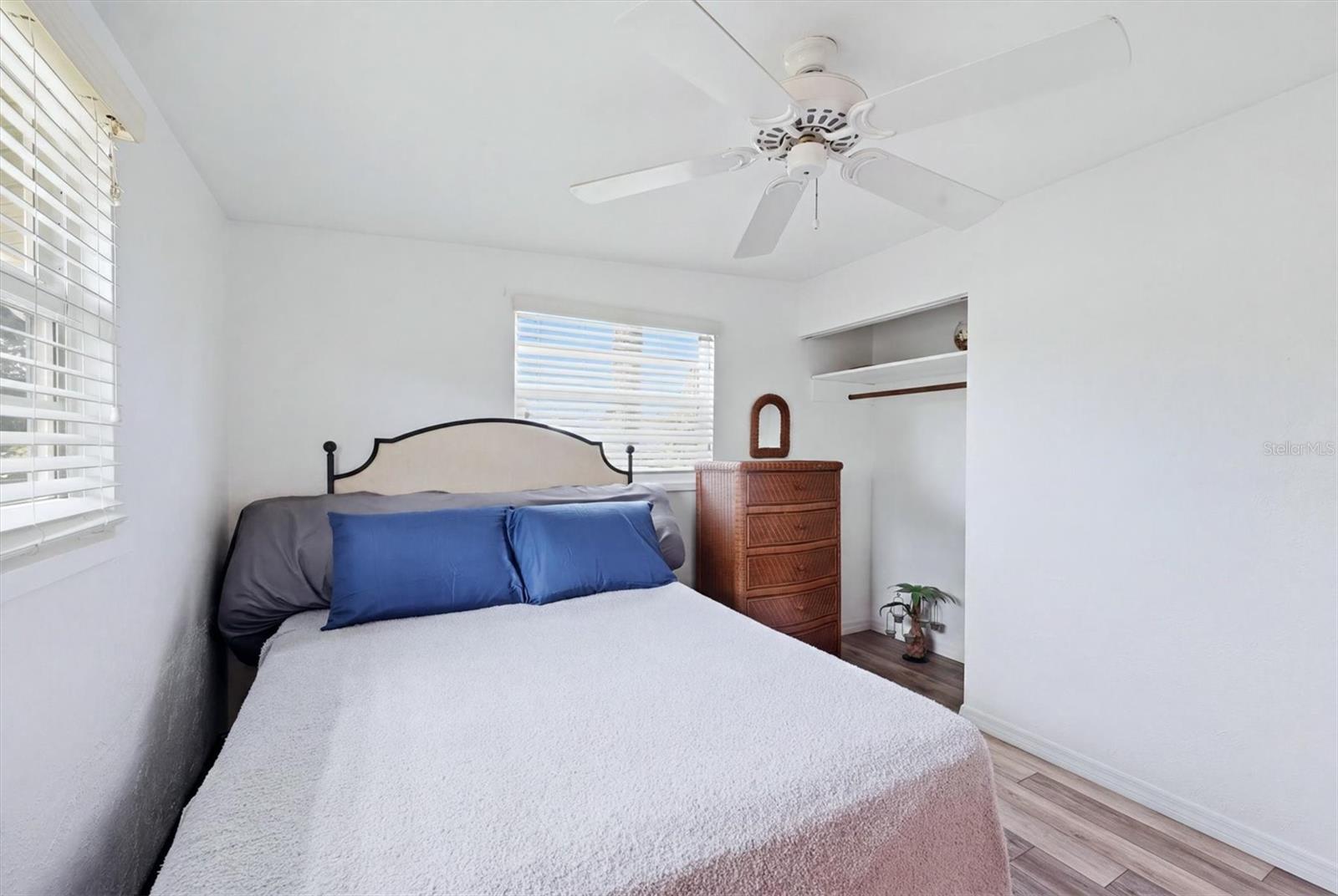 HORTON ESTATES THE - Residential