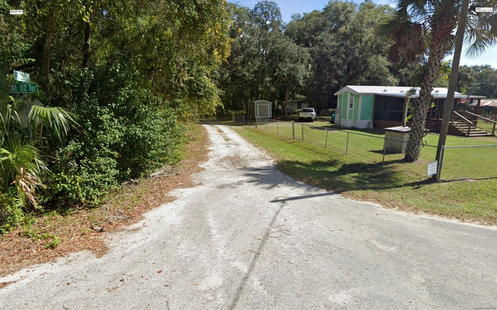 Build your refuge in Florida! Buy this affordable 0.11 acre residential lot in Fort McCoy, Marion County, Florida! This property has an R4 zone, which allows mobile homes (Mobile Homes), making it an excellent option for a main residence, vacation home or long-term investment.
Located near the beautiful Ocala National Forest, you will have easy access to lakes, trails, camping areas, fishing, boat trips and many other outdoor activities.
The low annual property taxes make this an excellent opportunity to acquire land in a growing area.
