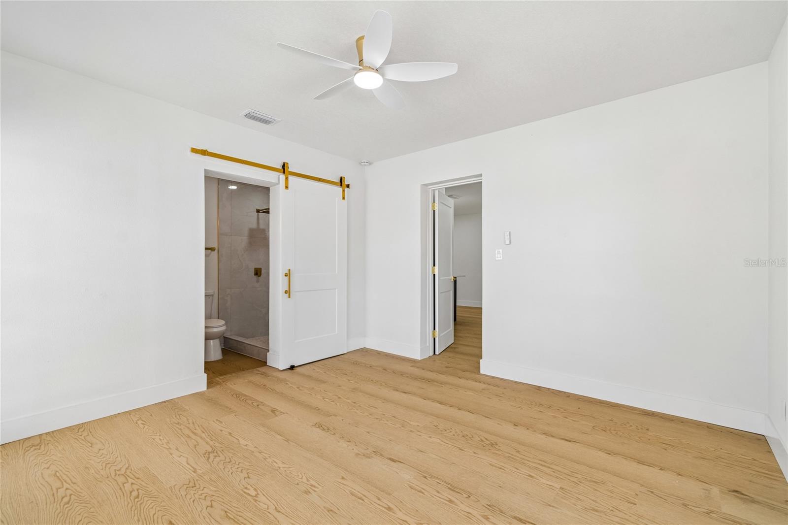GOLFWOOD ESTATES UNIT 01 - Residential