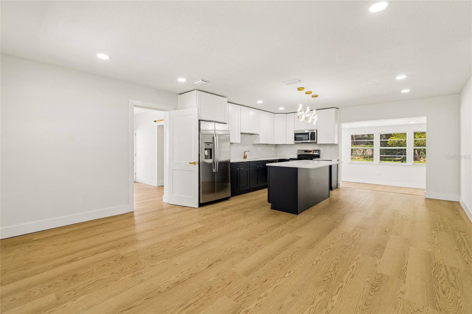 GOLFWOOD ESTATES UNIT 01 - Residential