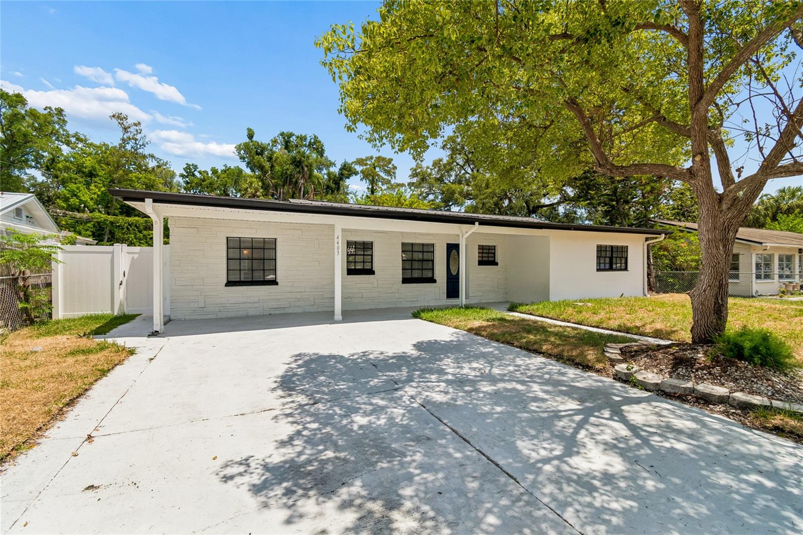 GOLFWOOD ESTATES UNIT 01 - Residential