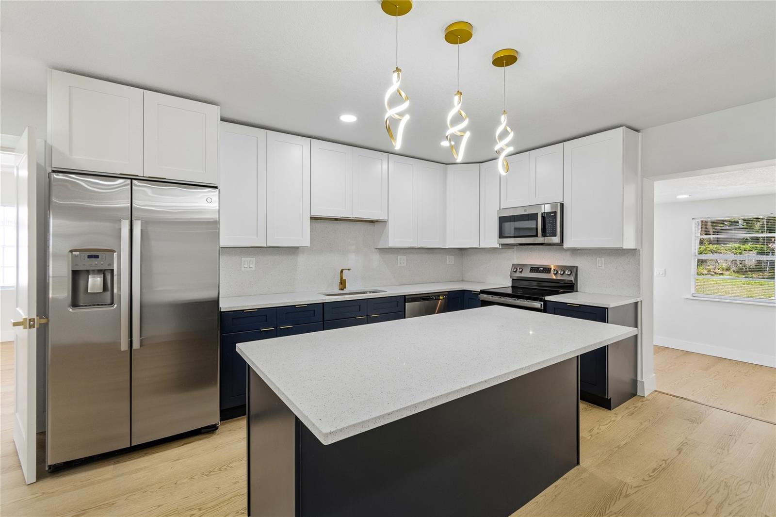 GOLFWOOD ESTATES UNIT 01 - Residential